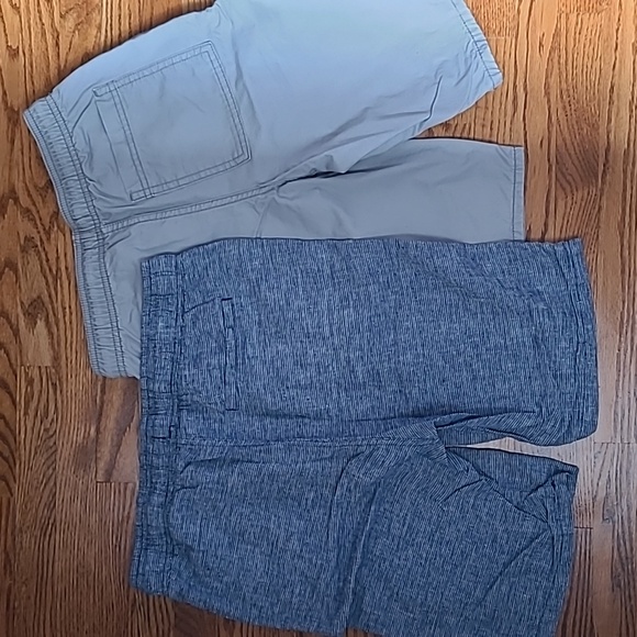 2 Shorts H&M and Old Navy - Picture 3 of 8